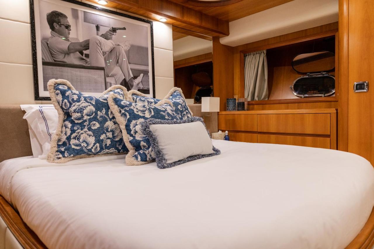 Essoess Boat - Five Star - Exclusive Use Bateau-hôtel