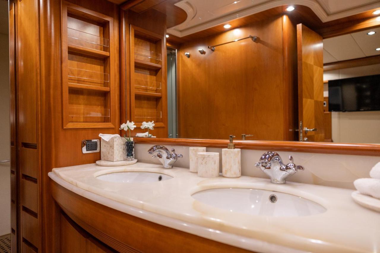 Bateau-hôtel Essoess Boat - Five Star - Exclusive Use Palma