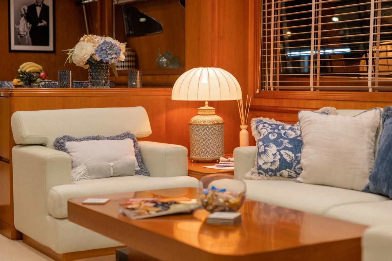 Essoess Boat - Five Star - Exclusive Use Bateau-hôtel
